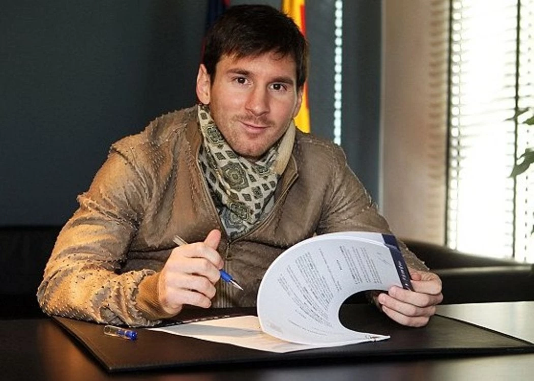 Ξεσκεπάστηκαν οι ρόμπες του Μαξίμου με τις δήθεν υπογραφές προσωπικοτήτων υπέρ της Συμφωνίας των Πρεσπών